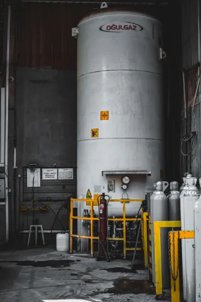 Sıvı gaz depolama tankı